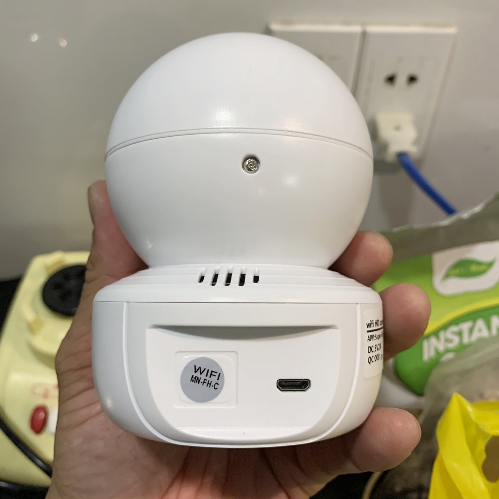 camera_wifi_3mpx_gia_re_co_mau_ban_dem_1