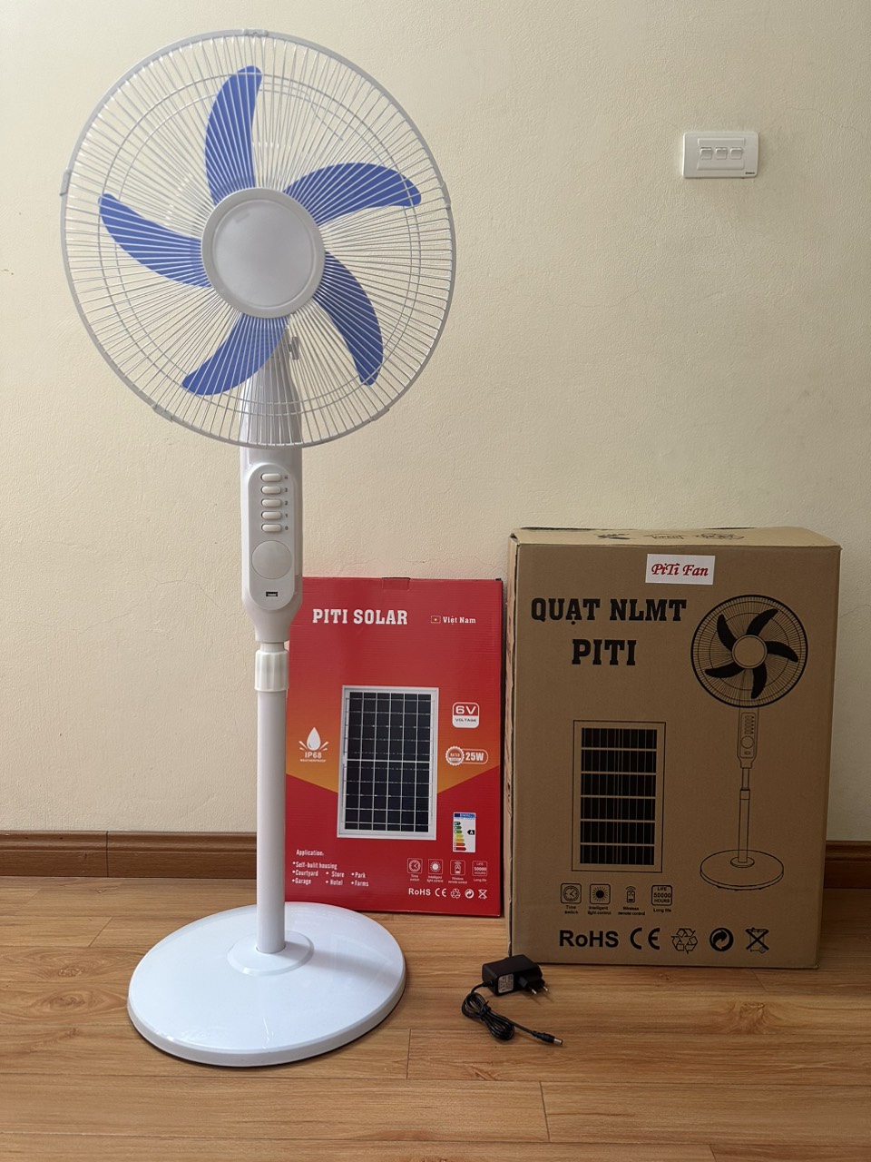 quat_nlmt_solar_fan_4