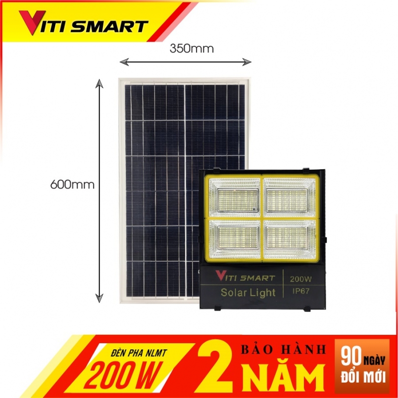 Đèn pha năng lượng mặt trời công suất 200 W